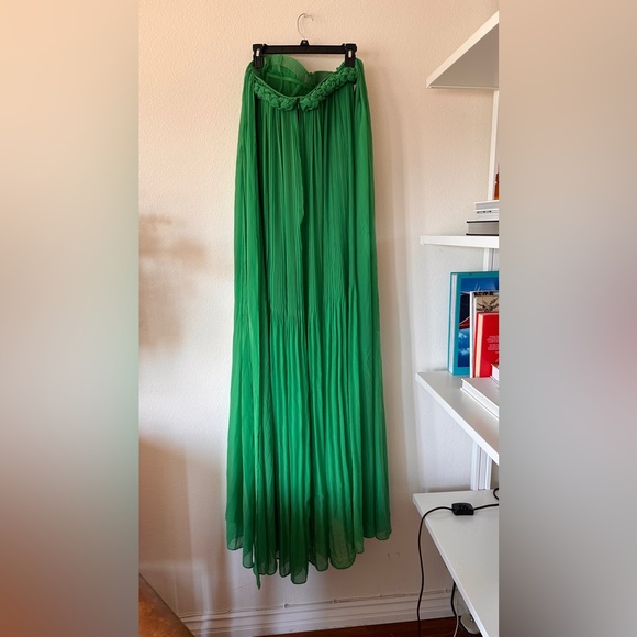 Leo Lin | Green Camilla Draped Gown - Picture 5 of 16
